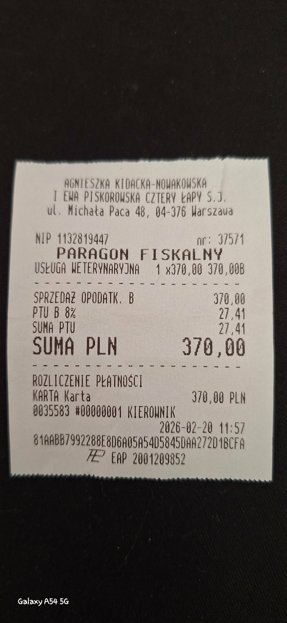 k0ieFEiRDstXubeO.jpg