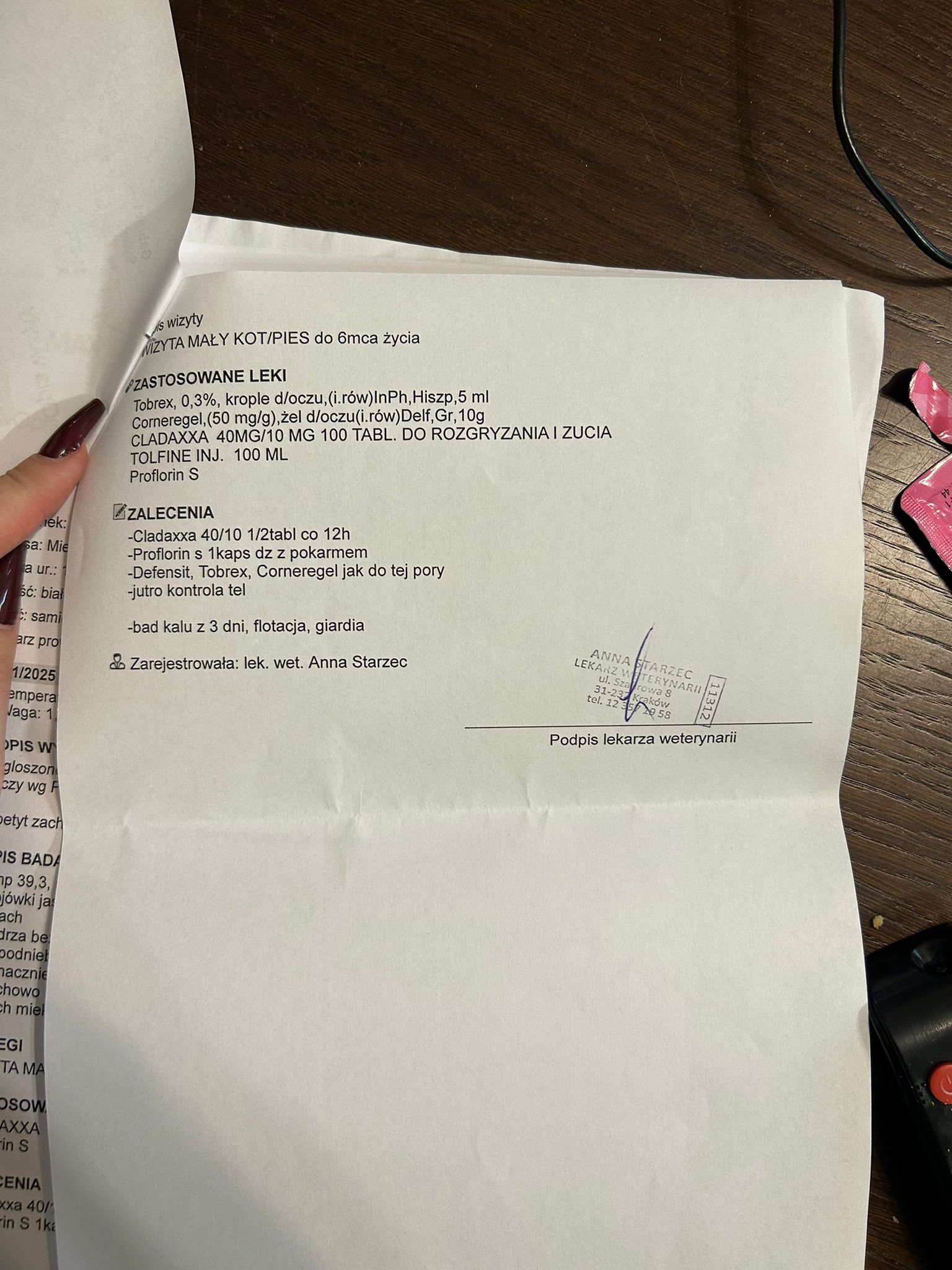 MEhpGMUDrYEw25A6.jpg