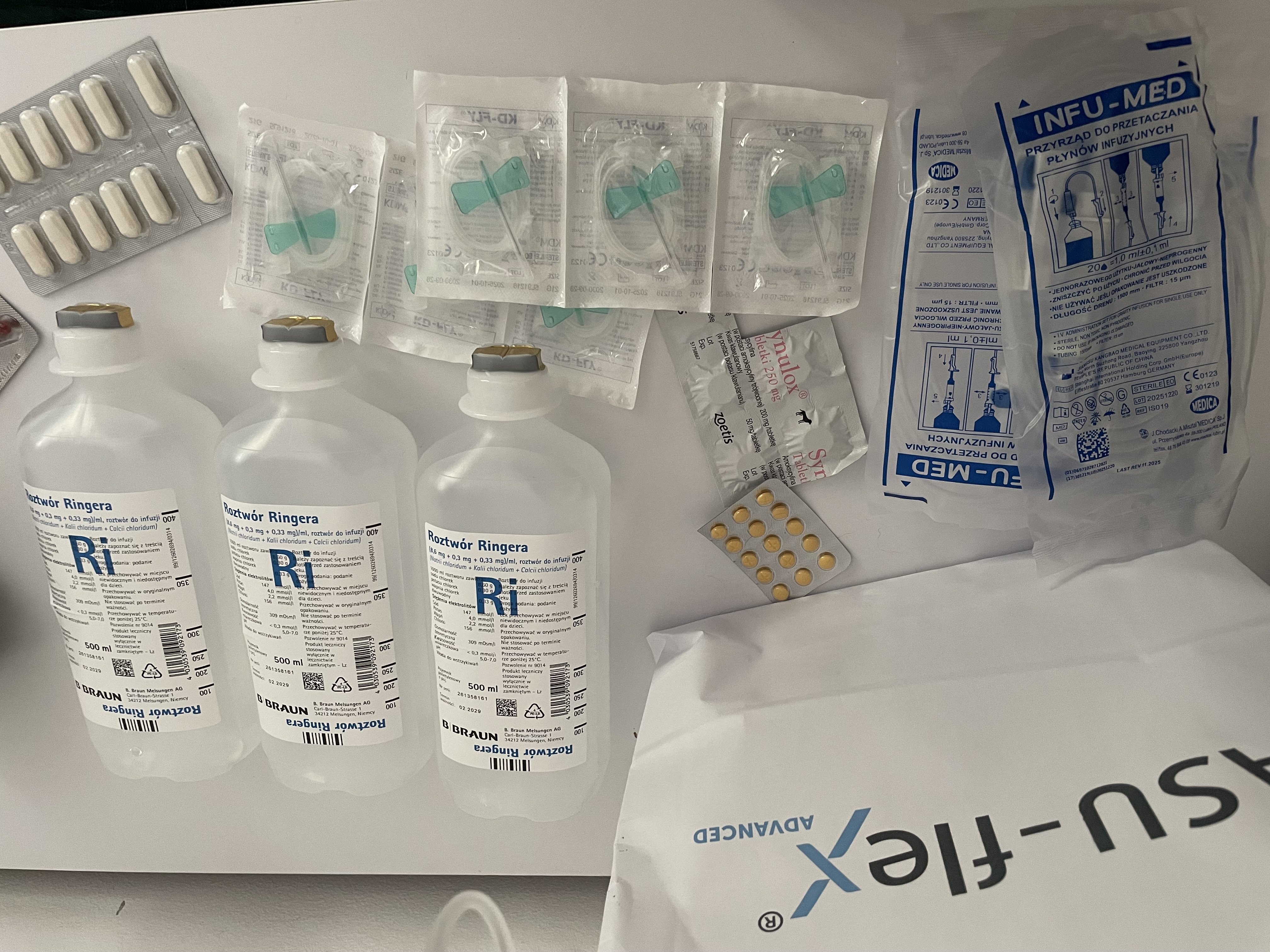 aKI2PKAdN5kfTN5a.jpg