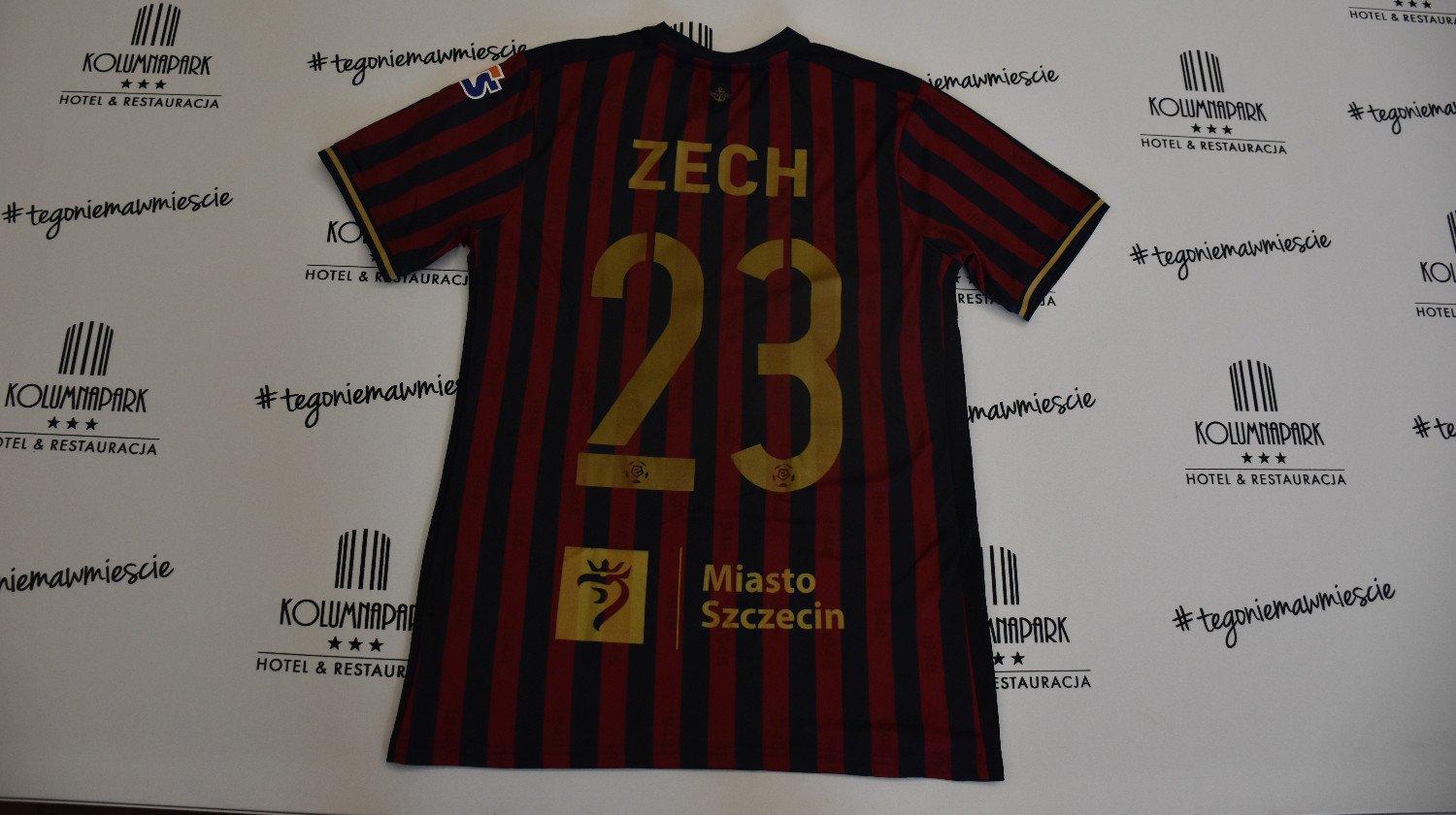 Koszulka piłkarska Pogoń Szczecin z autografami