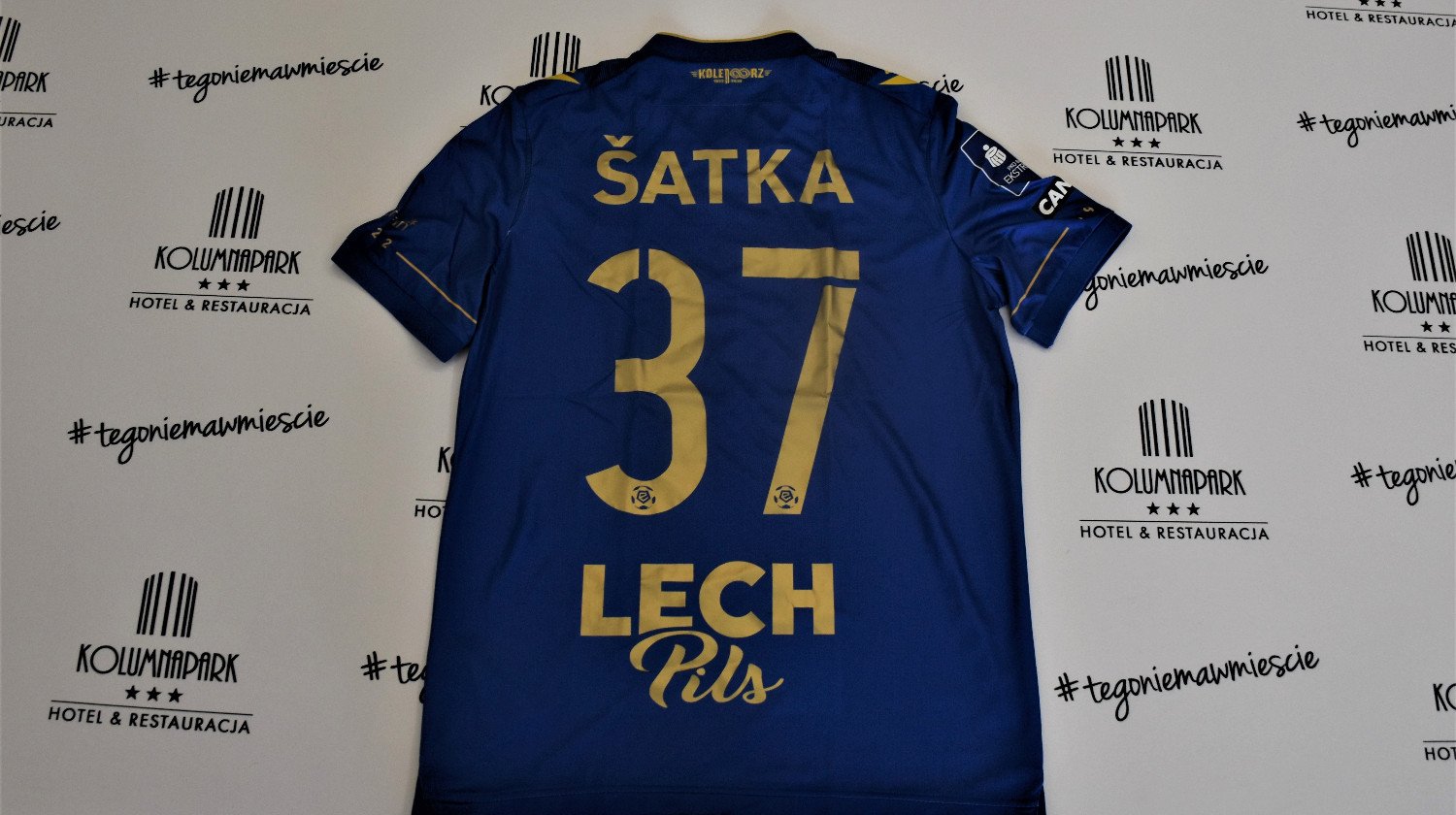 Koszulka piłkarska Lech Poznań z autografami