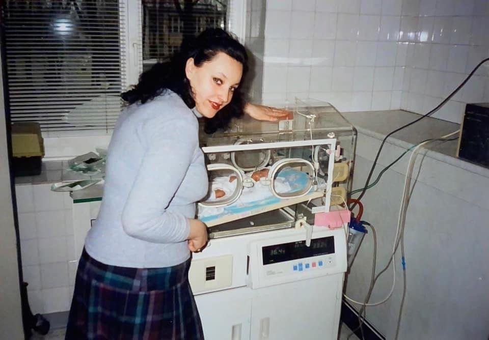 quK4s6BQ2V58mBoz.jpg