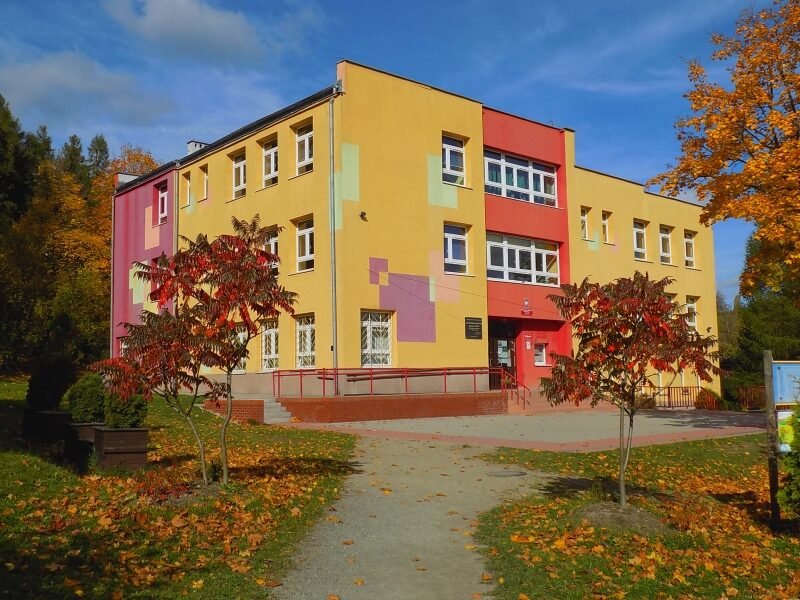 X57VIyT1tOojCYl1.jpg