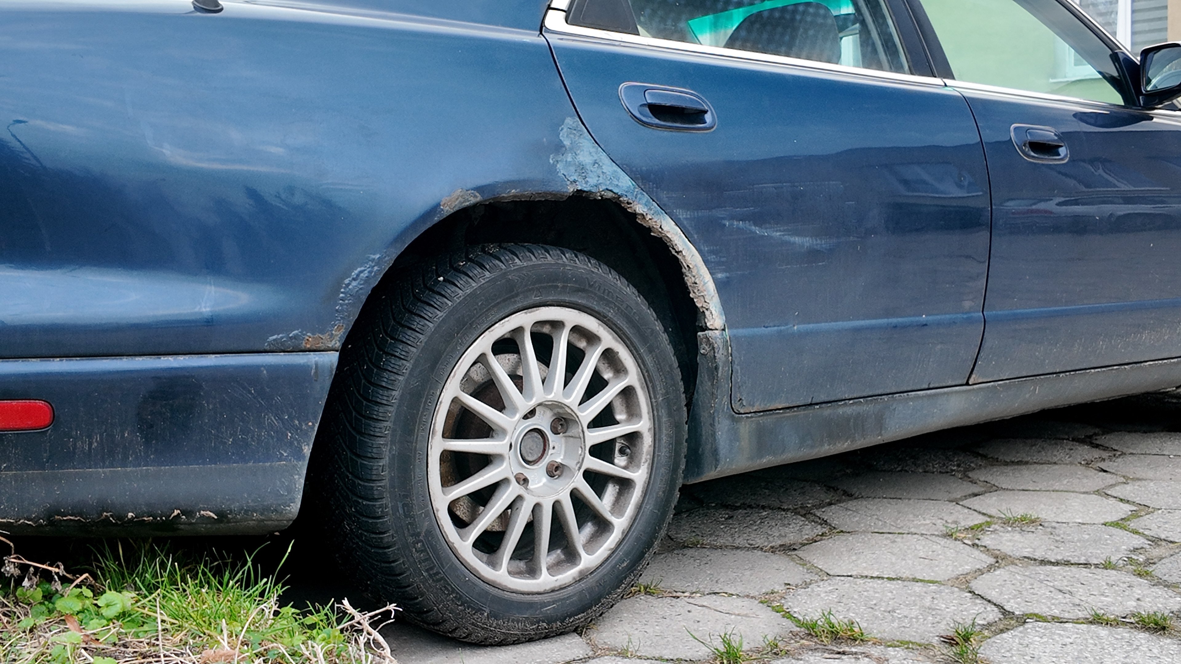 bx7iPwOUgmPltby9.jpg