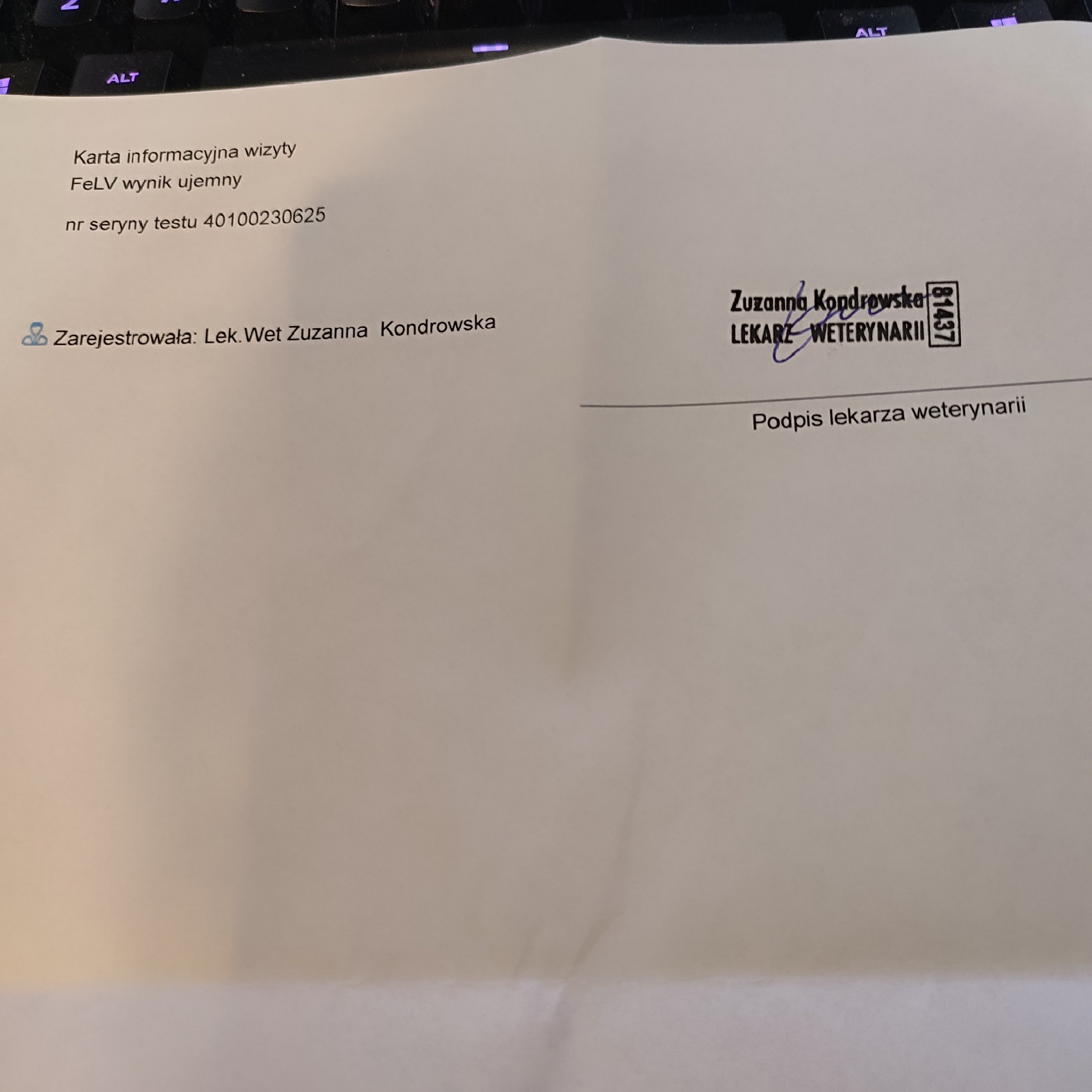 0DesblOZaMURmSIt.jpg