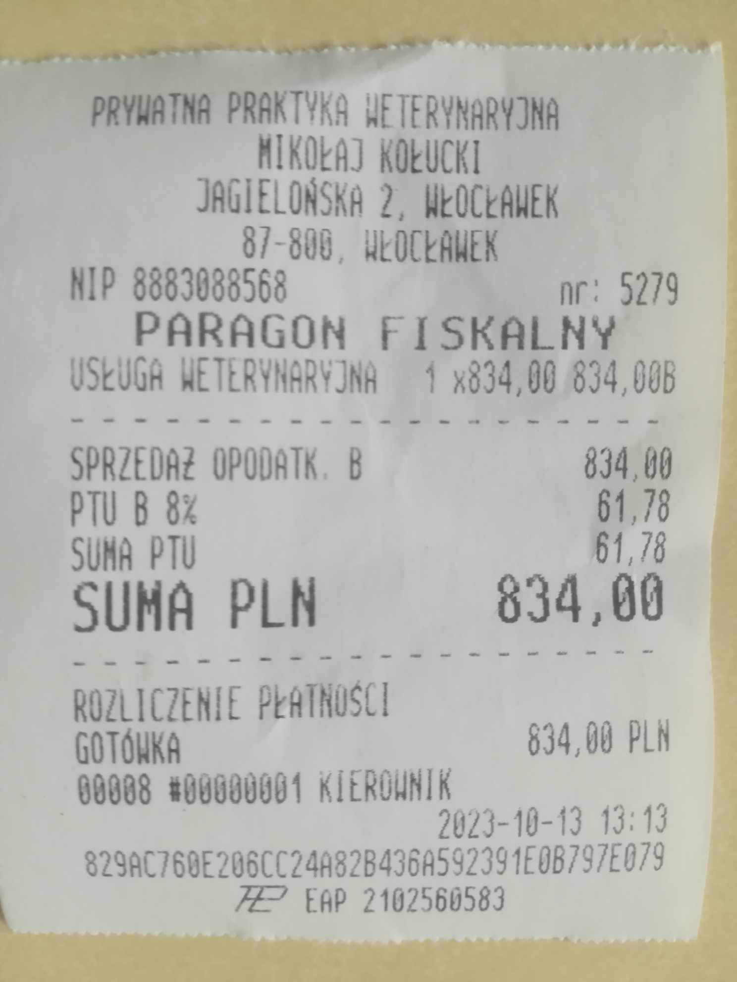 hR7DsoPhyNKjXklG.jpg
