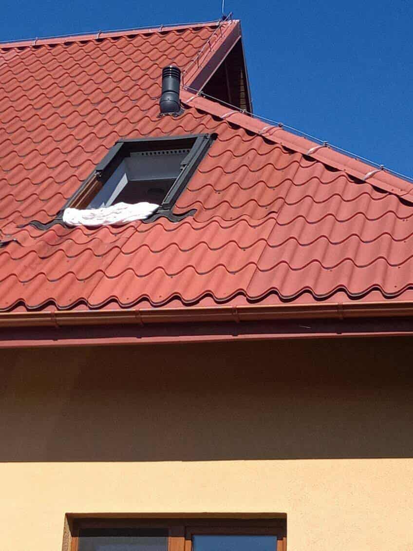 VSBSTvzRYHivTvzr.jpg
