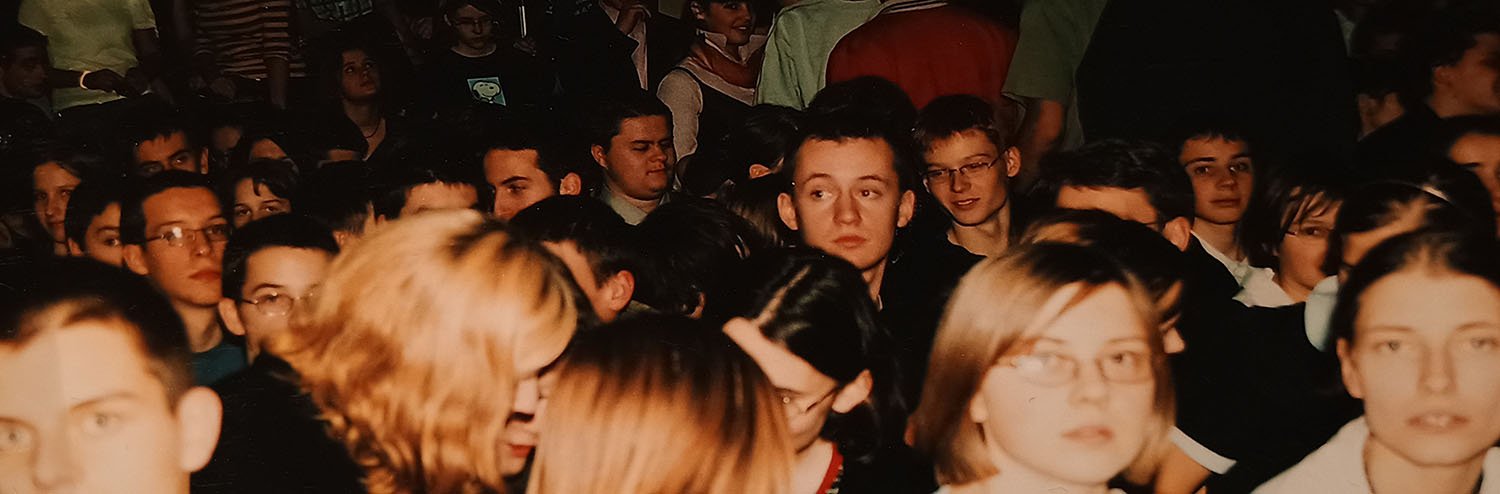 SKutGzQPbwvOU9mZ.jpg