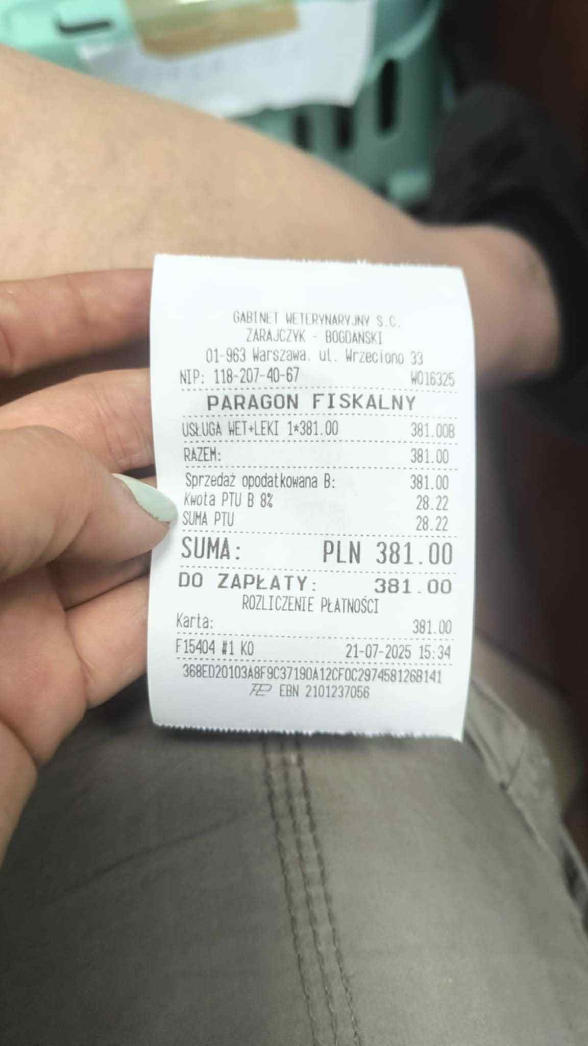 WA4ShJ1izR89hAKP.jpg