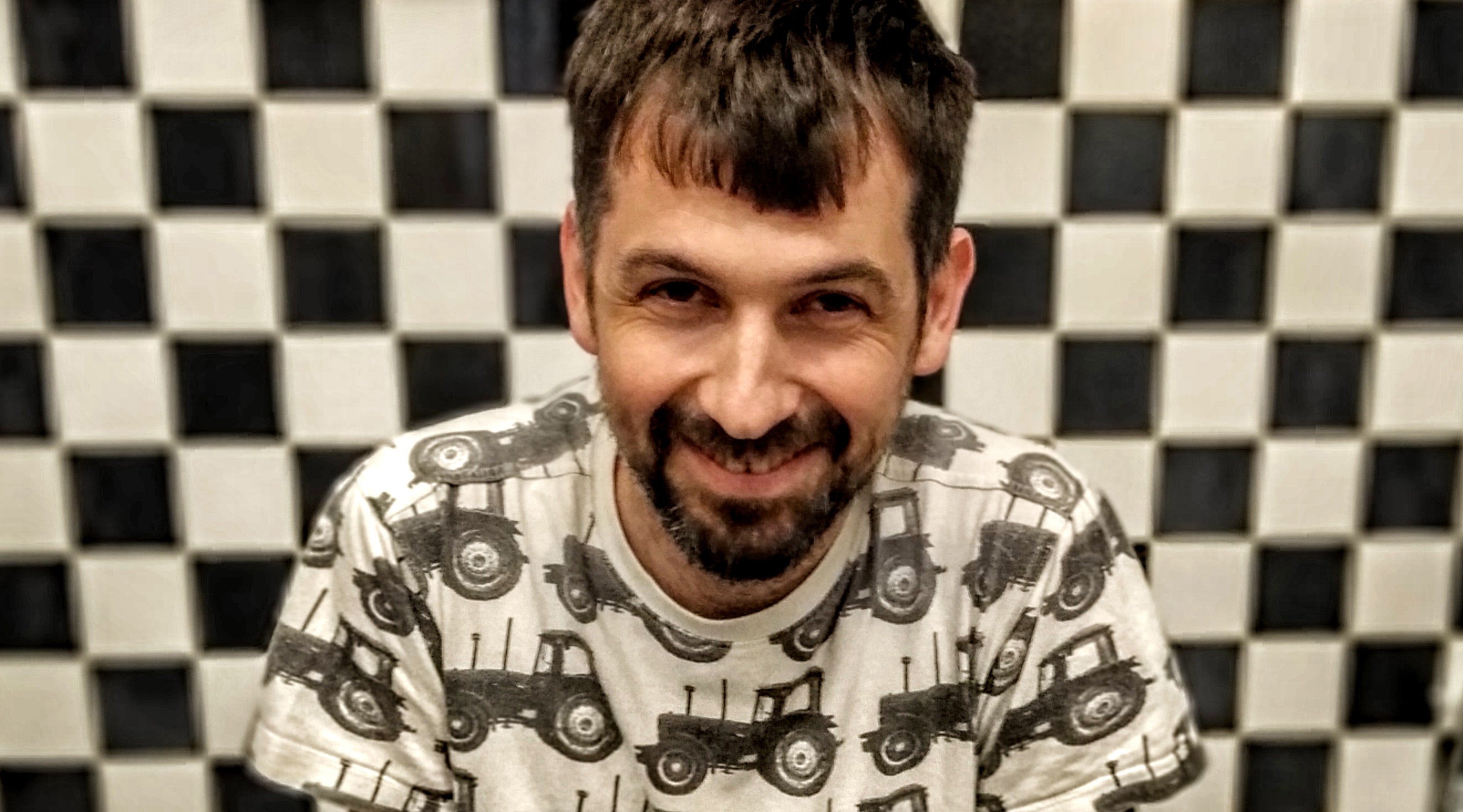 UAdimI6f5q8KQnz1.jpg