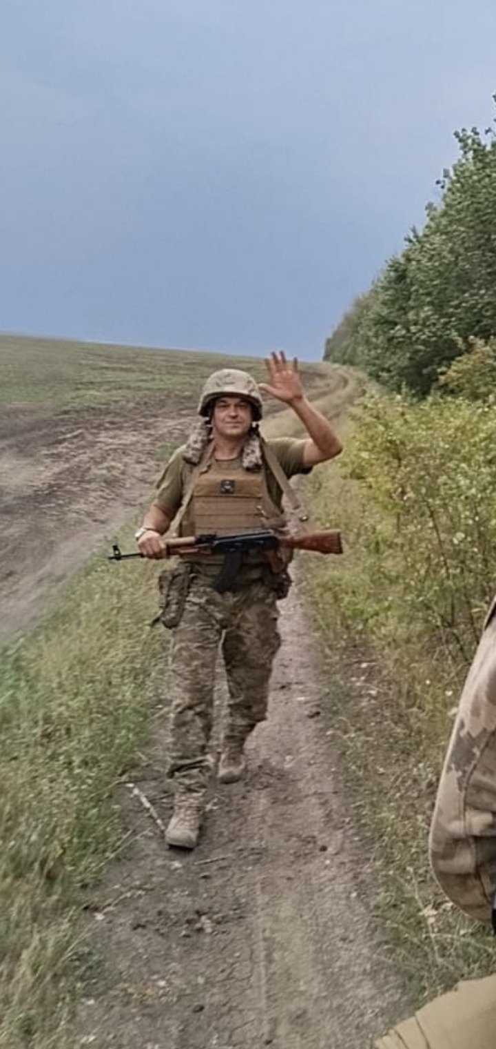 7yApu0iervZwGi6M.jpg