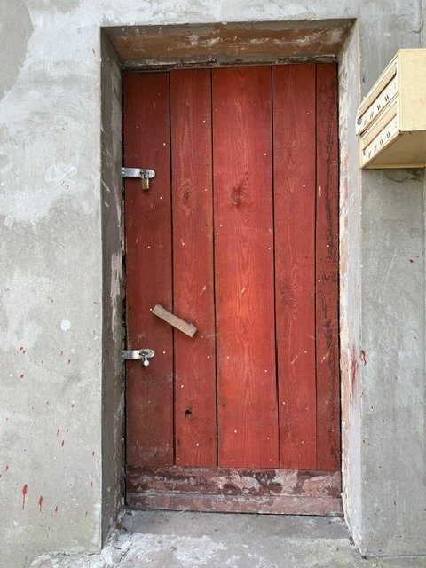 uuRebnQegAlnEKbB.jpg