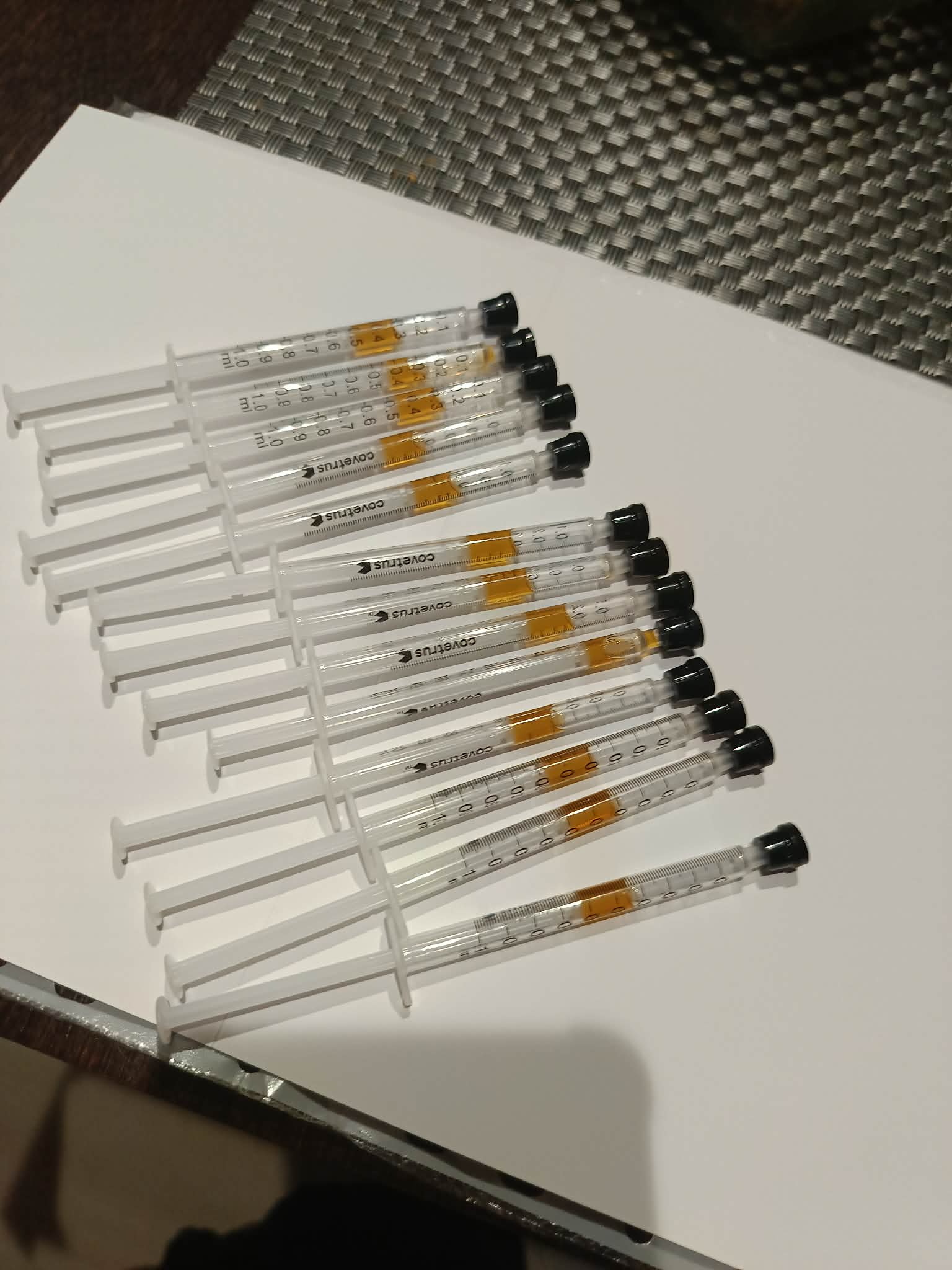 T5VR6Ppb8tir8XS0.jpg