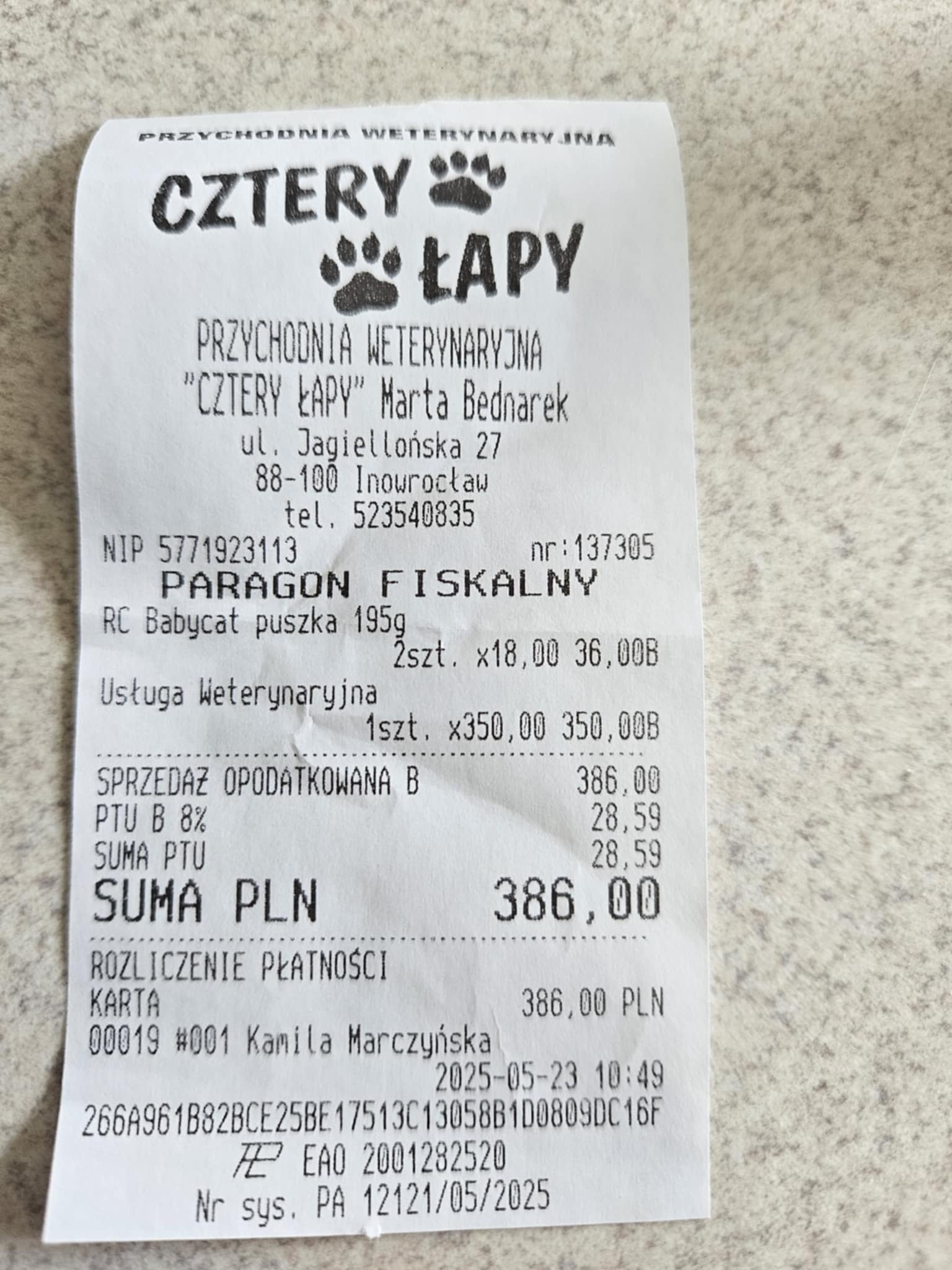 vOSI2S8K01IJDnTz.jpg