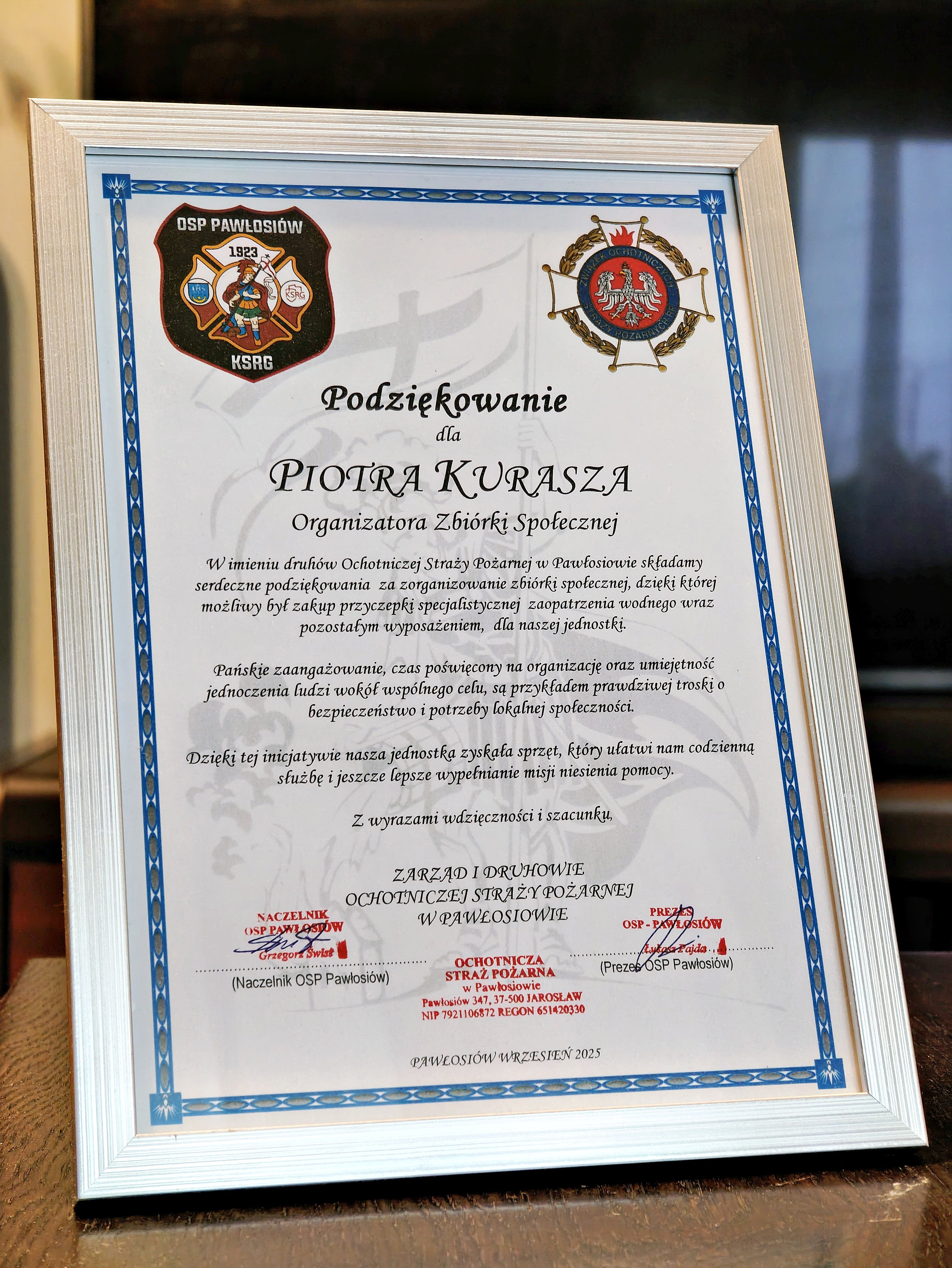 mhQ5URxVaszACsrB.jpg