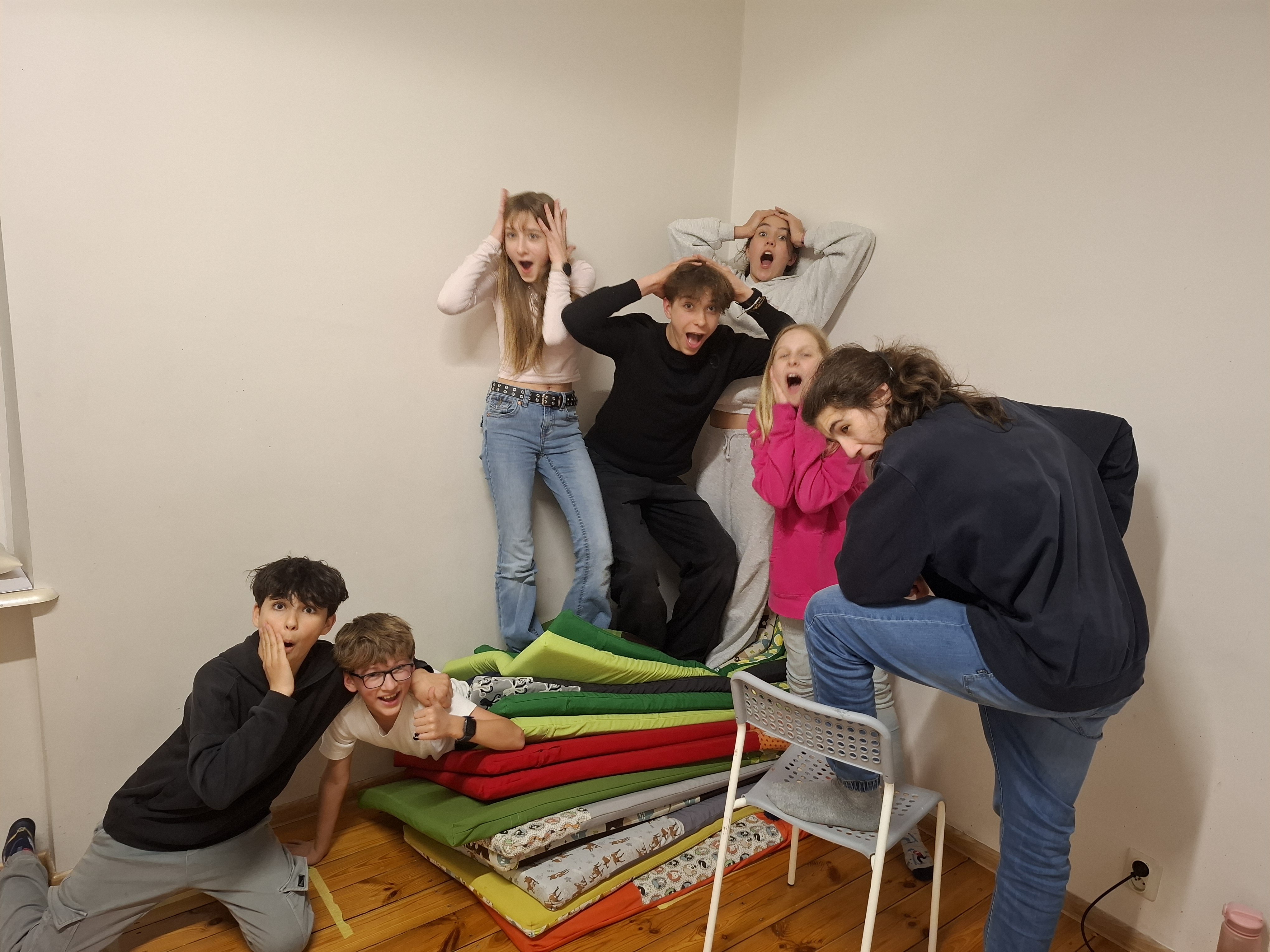 5KddwJfH8bjUcaem.jpg