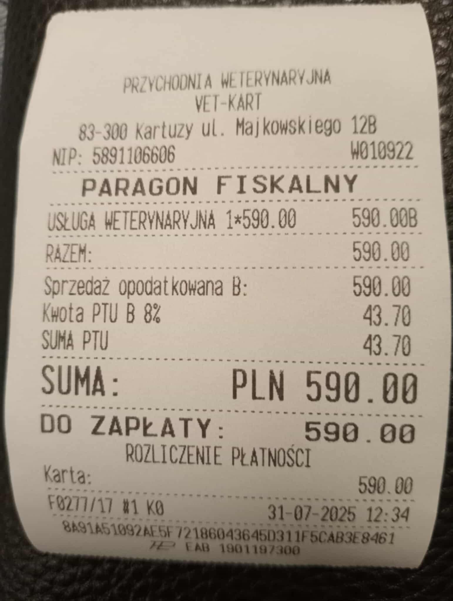 FakCl5bgpZOLvqHM.jpg